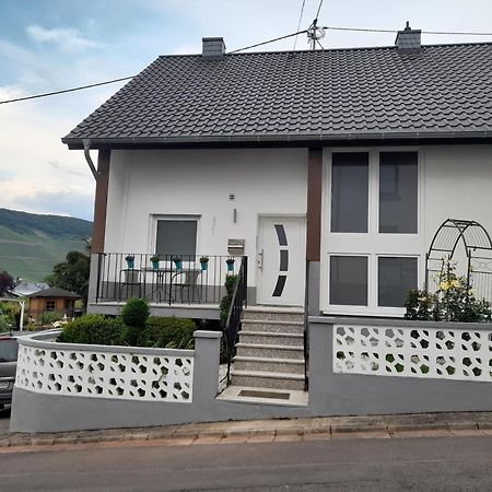 Gaestezimmer Bernkastel - Gaestehaus Barbara المظهر الخارجي الصورة